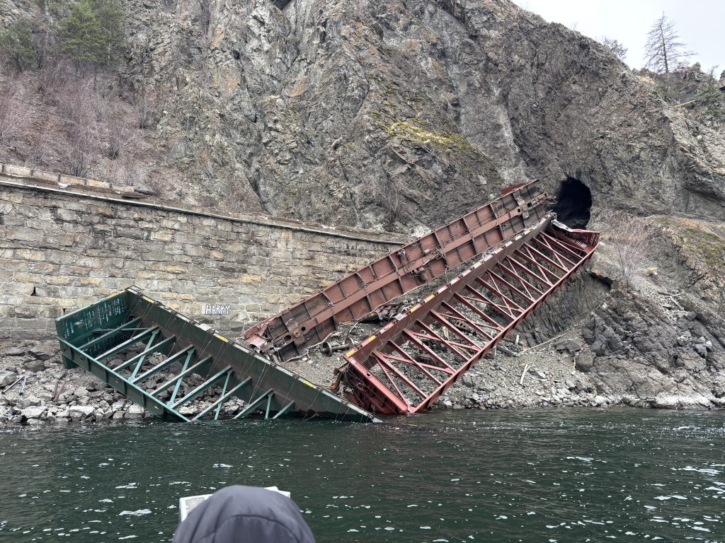 Crews respond to the scene of a train that derailed along Kamloops Lake