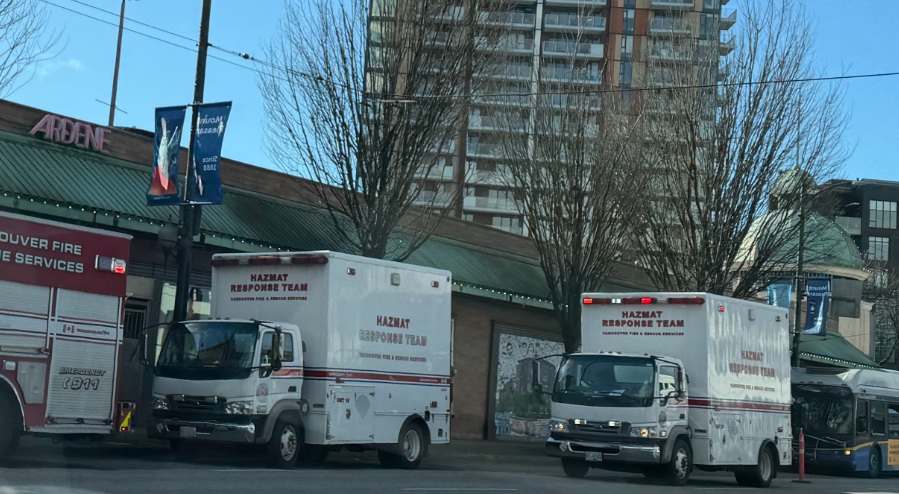 Hazmat team called to Vancouver mall due to sewer odour