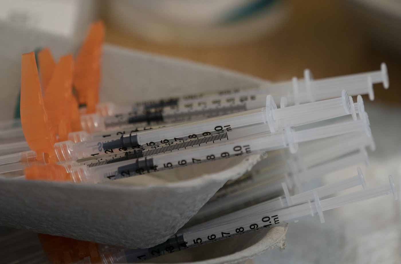 Canadians remain satisfied with government’s handling of COVID-19 pandemic