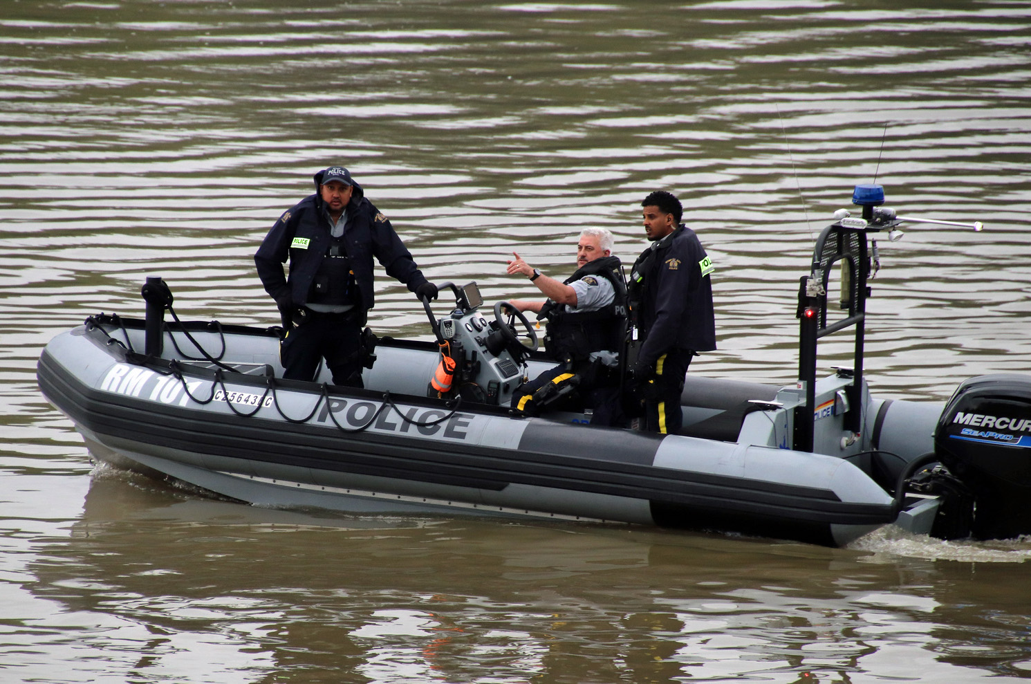 Authorities searching for man who near Port Haney Wharf waters