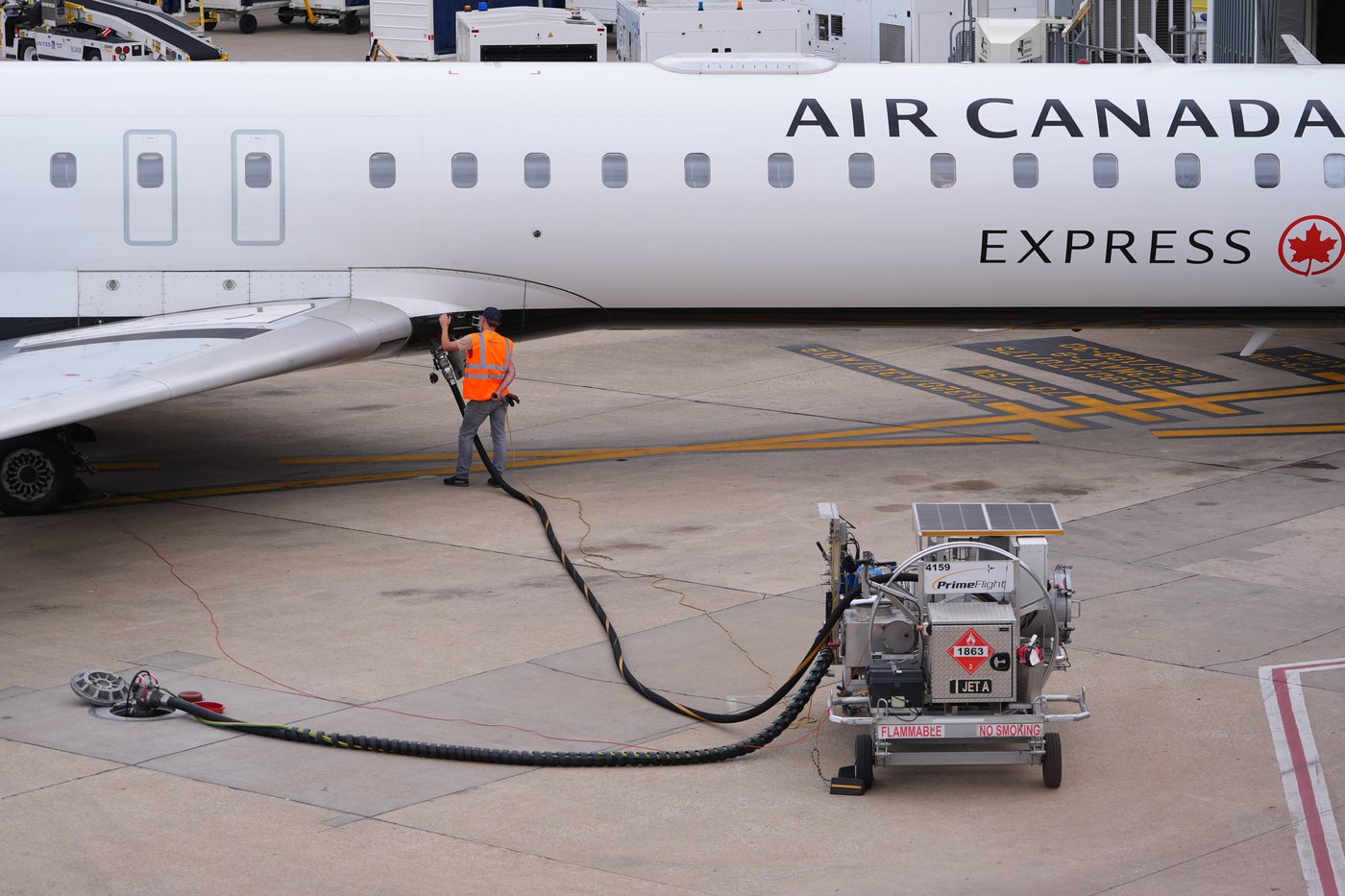 Air Canada temporarily suspends flights to New York’s JFK due to high jet fuel prices
