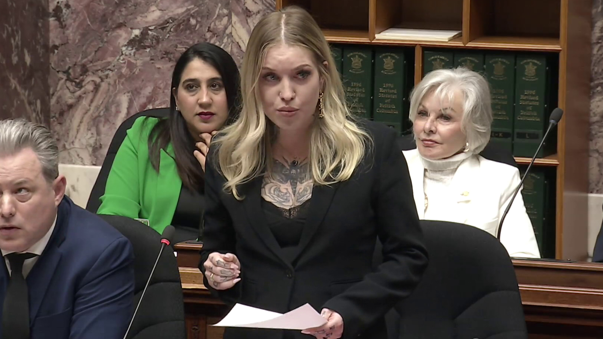 Claire Rattée leaves BC Conservative caucus, criticises leader